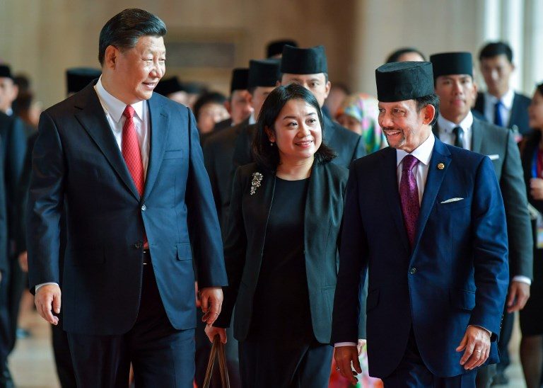 Xi Jinping in Brunei as oil-dependent sultanate seeks investment