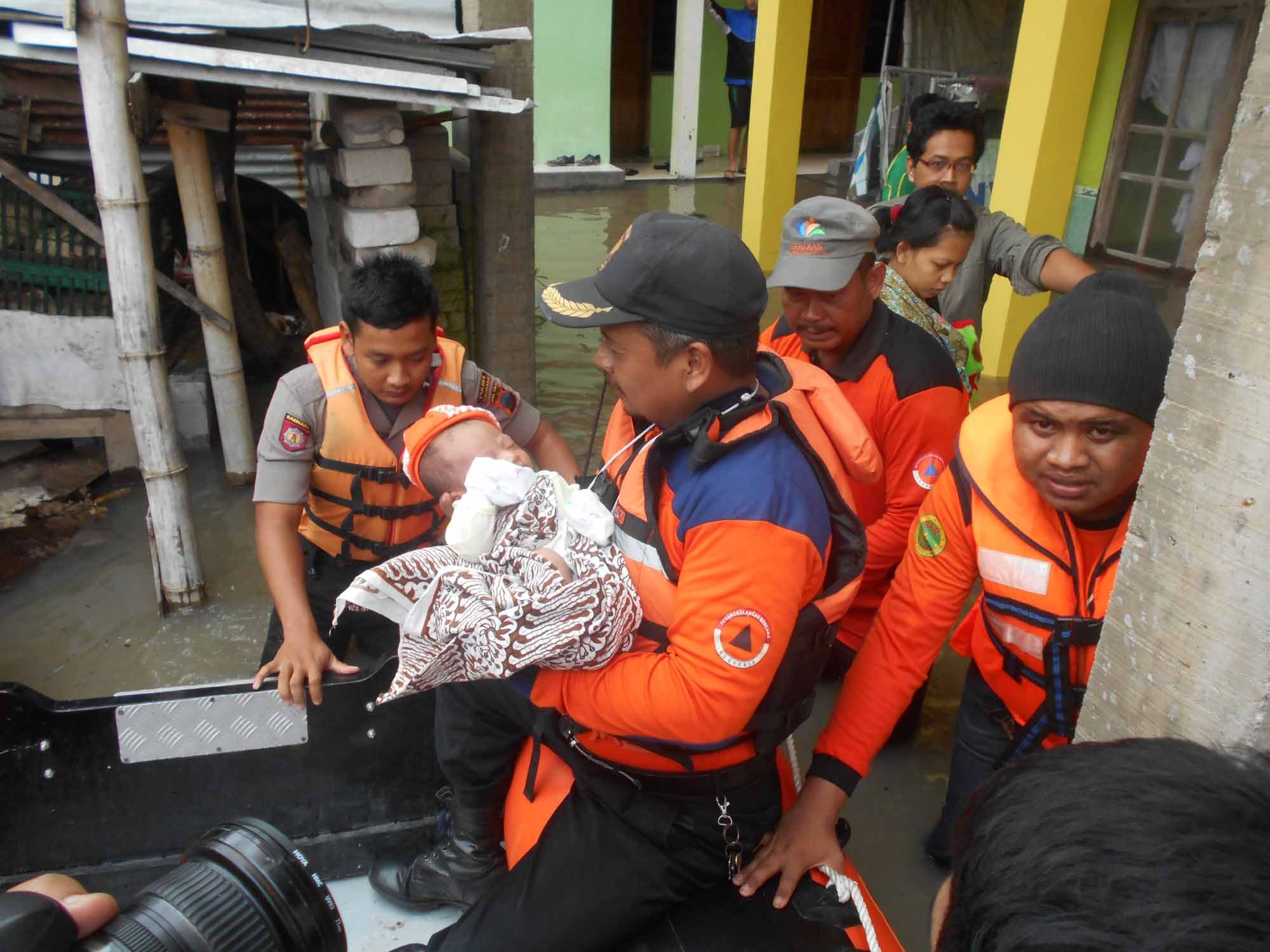 Bayi berusia 20 hari selamat dari amukan banjir bandang di Sukoharjo