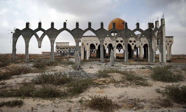 After ceasefire, Gazans dream of reopened airport