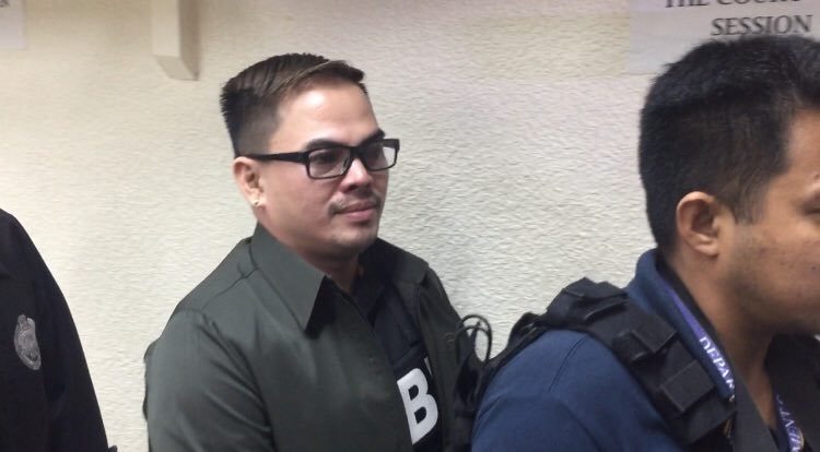 DOJ witness Kerwin Espinosa washes hands in Albuera drug raid