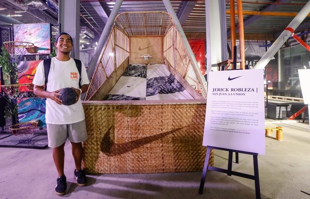 CREATIVITY. Jerick Robleza wins Battle Force Manila's art contest. Photo from Nike  