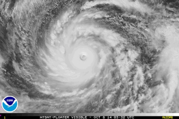 Typhoon Vongfong (Ompong), satellite image as of 8 Oct 2014. Image courtesy US NOAA
