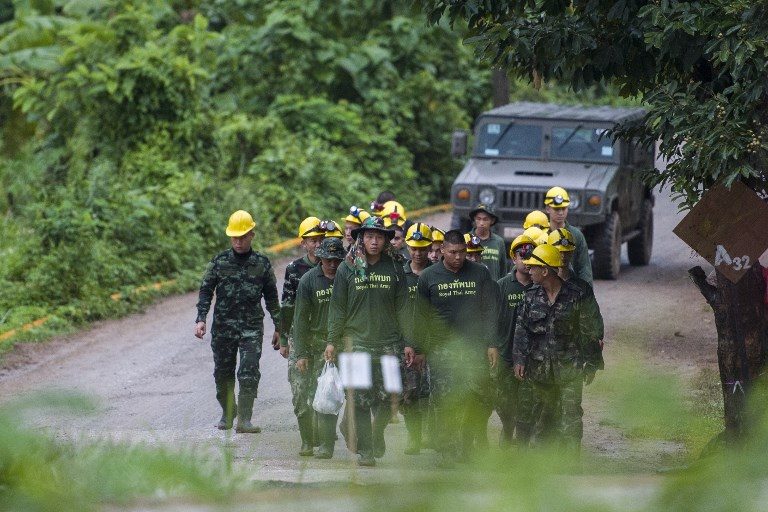Treacherous Thai cave rescue bid enters second day