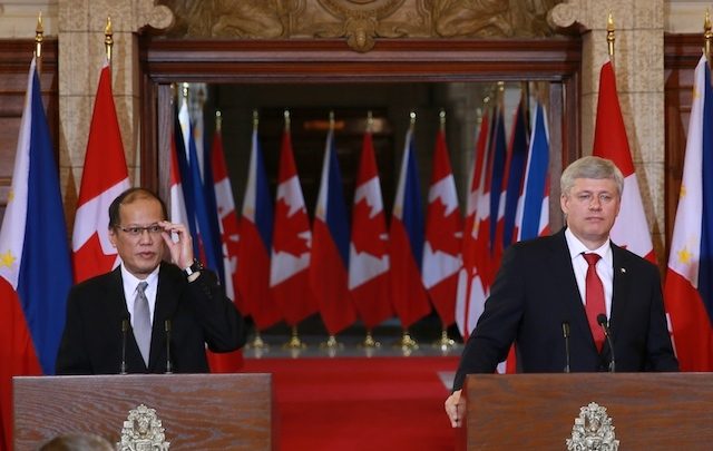 NO 'TRASH TALK.' Philippine President Benigno Aquino III and Canadian Prime Minister Stephen Harper did not discuss the garbage issue during Aquino's visit to Canada in May 2015. Photo by Gil Nartea/Malacañang Photo Bureau 