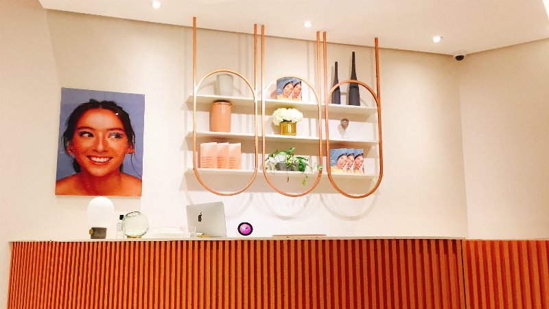 SIMPLE, NOT BASIC. Glow Skin Clinic offers no frills – both in its interiors and services. Photo by Bea Cupin/Rappler  