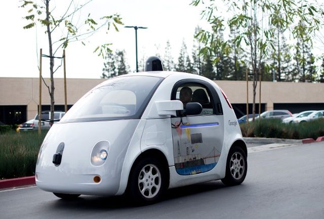 Google takes some blame in self-driving car bang-up