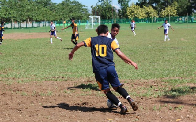 NCR football slaughters Soccsksargen, keeps up with rival region