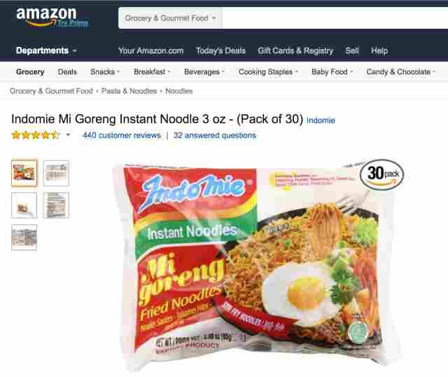AMAZON. Produk mi instan Indonesia, Indomie, yang dijual di situs jual beli Amazon. Foto diambil dari screen shoot Amazon 