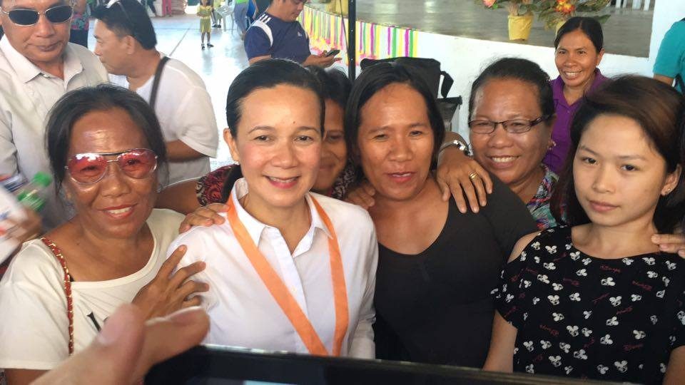 Poe to rivals: Focus on your issues, not on my family’s citizenship