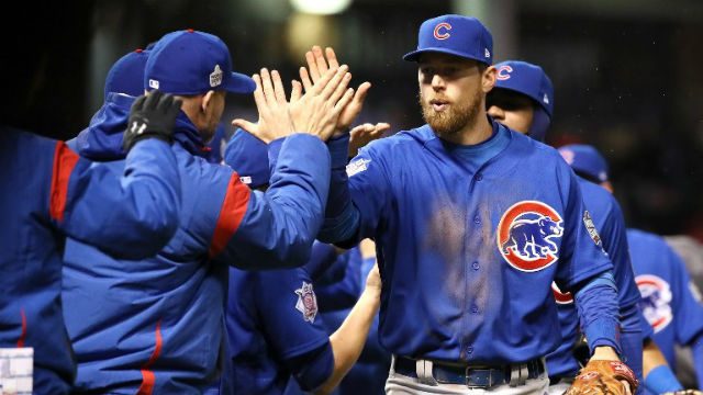 Cubs rout Indians, return home level in World Series