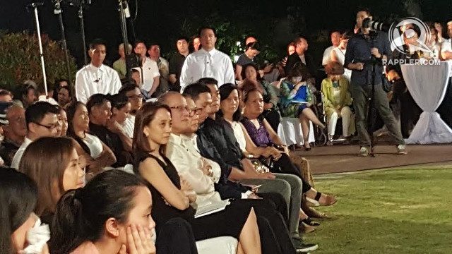 MOTHER FIGURE. President Benigno Aquino III, who saw a 'nurturer' in Letty Jimenez-Magsanoc, sits beside her daughter, Kara. Photo by Pia Ranada/Rappler  