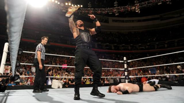 RAW Deal: Christmas comes early for Roman Reigns