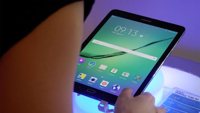 Samsung reveals the Galaxy Tab S2