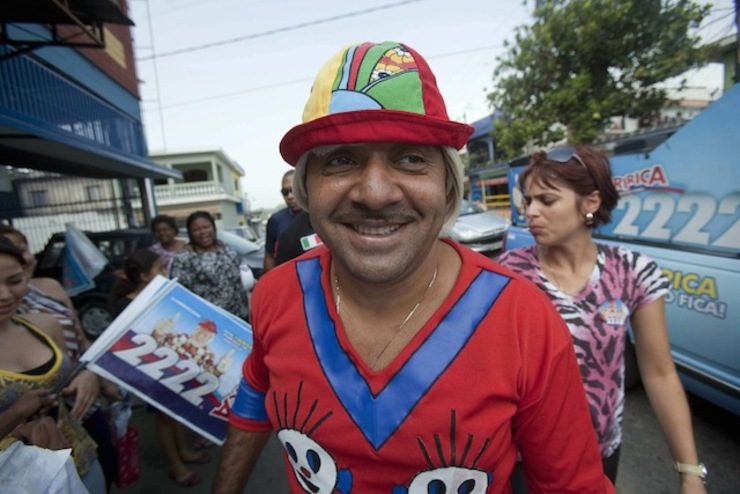 Brazilians re-elect clown with 1 million votes