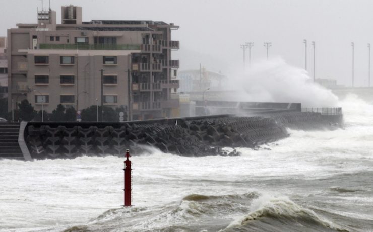Typhoon Vongfong slams into Japan