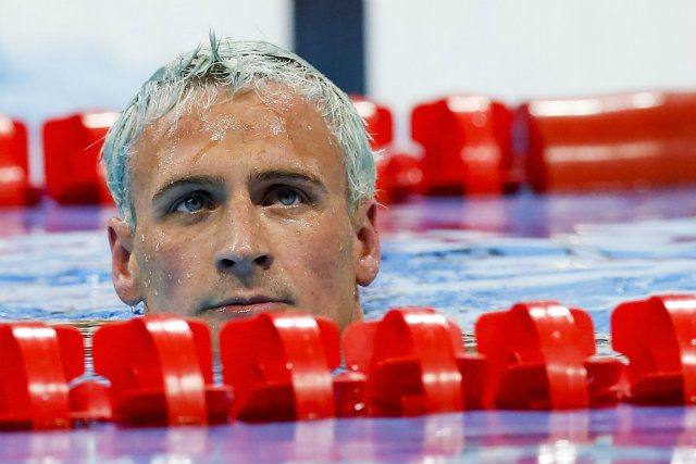 Swimmer Ryan Lochte apologizes for fabricating robbery story