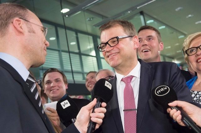 Finnish PM offers to host refugees at country home