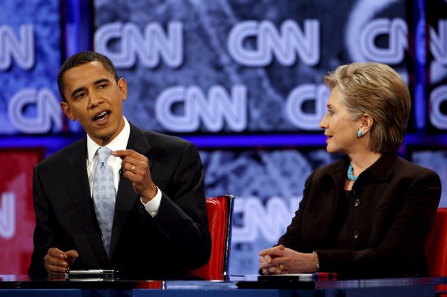 RIVALS-TURNED-ALLIES. Bitter rivals during the 2008 campaign, Obama and Hillary Clinton worked together in crafting US foreign policy and will soon likely collaborate again for Hillary's 2016 campaign. File photo by Justin Lane/EPA  
