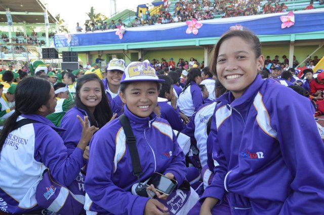 Fritz Althea Jagolino (R), along with other student-athletes from Soccsksargen. 