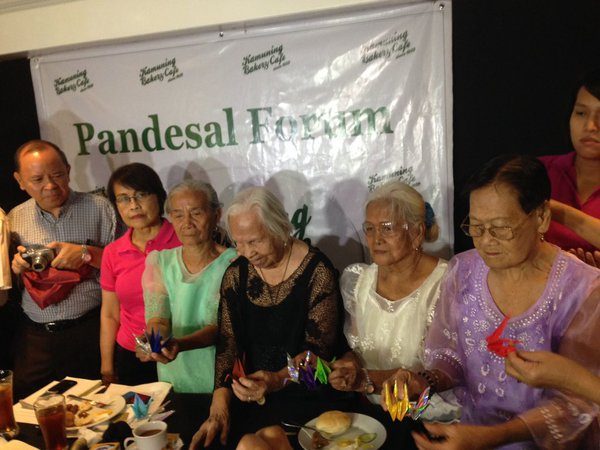 Comfort women to Aquino: Tackle our plight with Japanese emperor