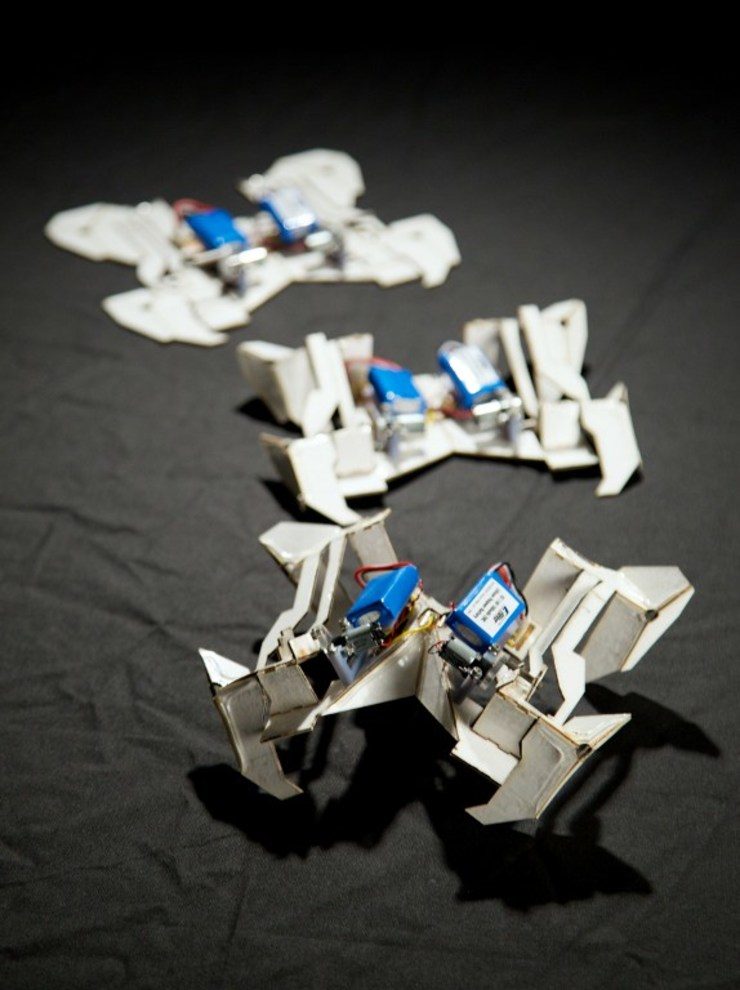 Robots inspired by origami can fold selves, walk away