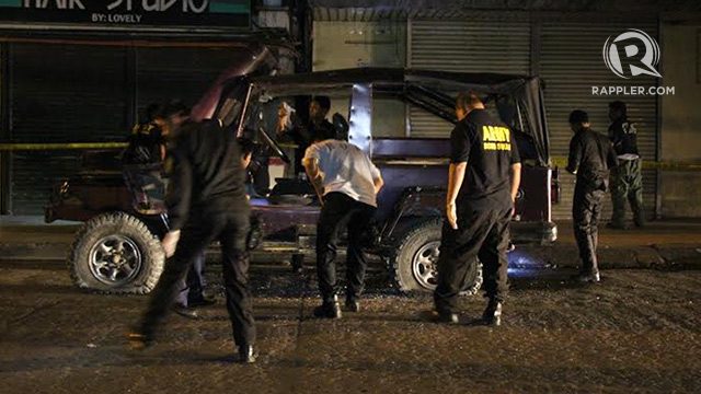 BLAST. An improvised explosive device (IED) explodes near the Cotabato City plaza at around 8:30 p.m., Tuesday, August 19. Photo by Rappler