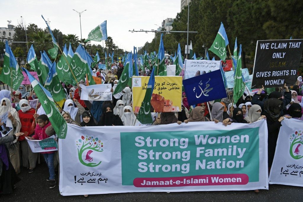 Global rallies for International Women’s Day despite virus fears