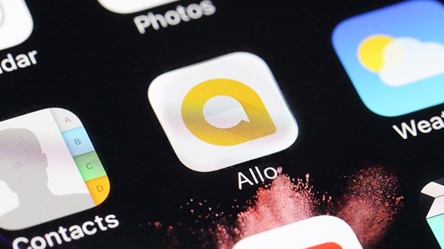 Google to push for new tech to replace SMS standard, pauses Allo