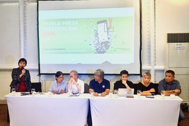 PANEL DISCUSSION. Veteran journalists gather to evaluate the state of press freedom under the Duterte administration. Photo by Rambo Talabong/Rappler 