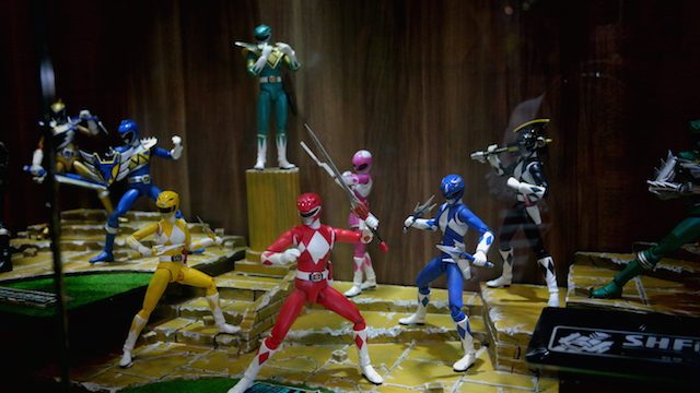 POWER RANGERS. Kumpulan 'action figure' Power Rangers. 