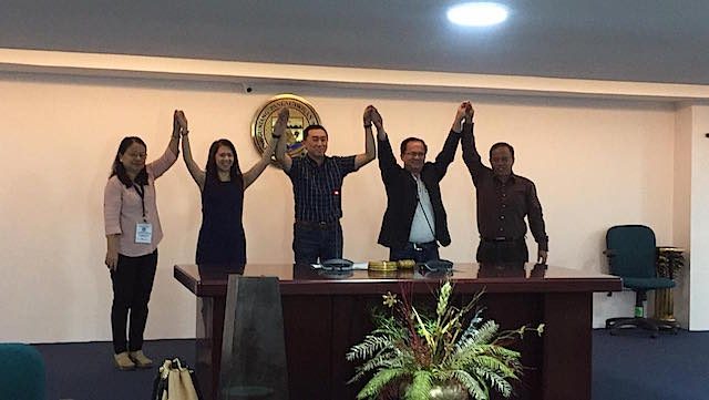 PROCLAIMED. The Bohol Provincial Board of Canvassers proclaims the victory of Arthur Yap in the Bohol gubernatorial race on May 16, 2019. Contributed photo by Kenny June Requero 