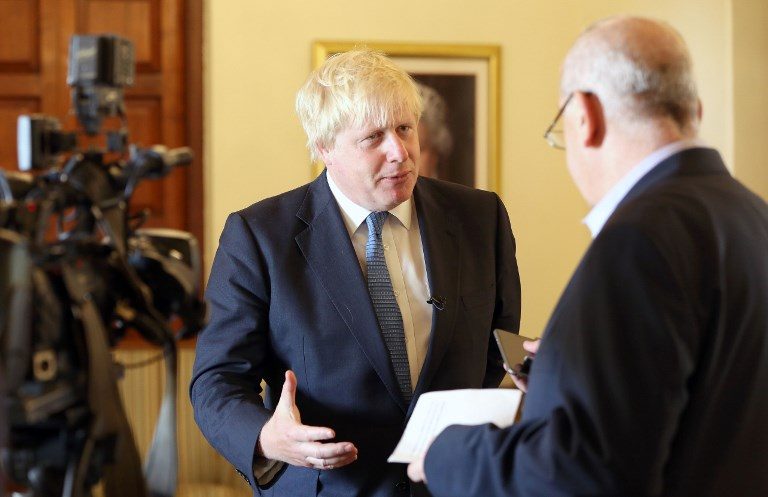 UK foreign minister urges Arab states to end Qatar boycott