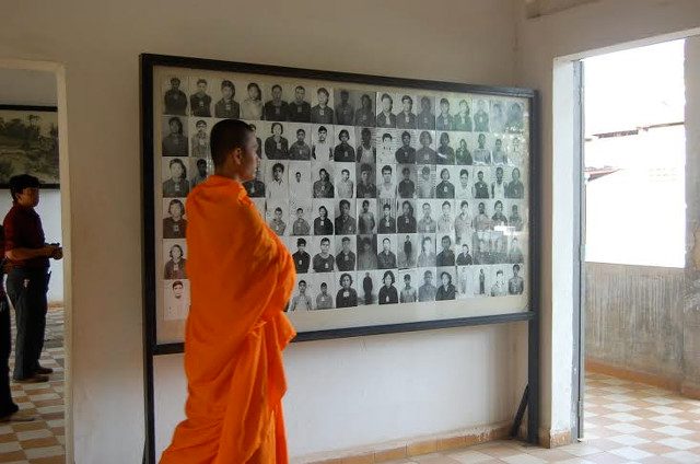 PAINFUL MEMORIES. An exhibit inside the Tuol Sleng prison 