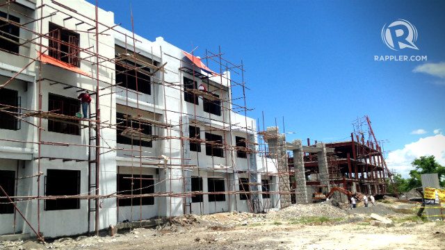 BRICK BY BRICK. This new building will be the answer to the prayers of Bicolanos hoping for a Jesuit elementary school in Naga City. Photo by Mara Cepeda/Rappler  