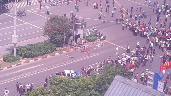 LIVE BLOG: Ledakan di Jalan MH Thamrin, Jakarta