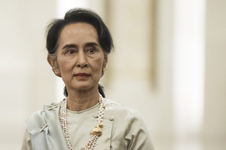 INACTION. Myanmar's State Counselor Aung San Suu Kyi has been criticized globally for not doing enough for the Rohingyas. Fred Dufour/AFP 