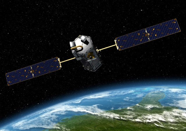 CARBON-TRACKING SATELLITE.  This artist's rendering obtained from NASA/JPL-Caltech shows NASA's Orbiting Carbon Observatory (OCO)-2, one of the 5 new NASA Earth science missions set to launch in 2014. Photo by NASA/JPL-CALTECH