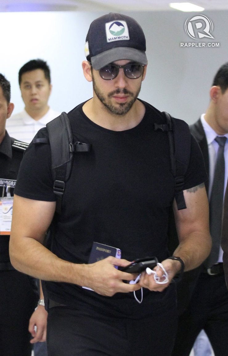 David Blaine arrives in Manila