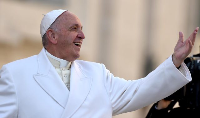 Pope reaches out to divorcees but holds line on homosexuality
