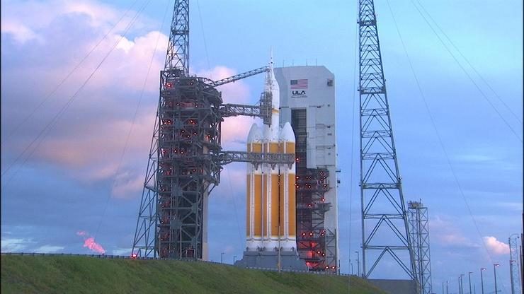 Rocket problems delay deep space Orion launch to Friday