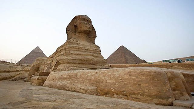 Egypt to open Sphinx area to tourists again
