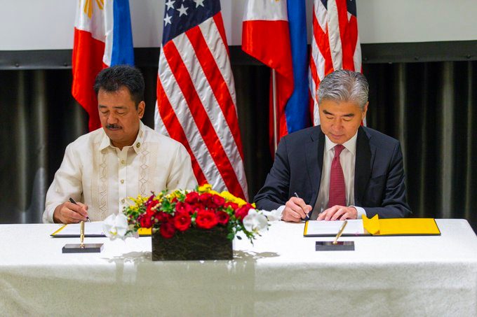 PH, U.S. sign education deals, create new fellowship for Filipino scholars