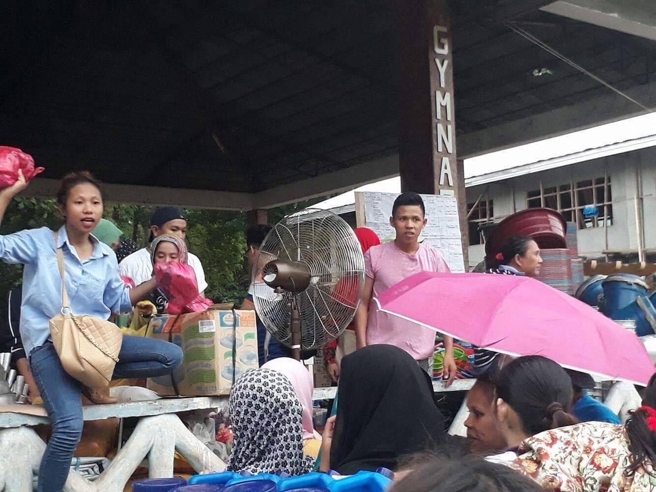 Maranao student helps build Muslim-Christian understanding in evacuation site