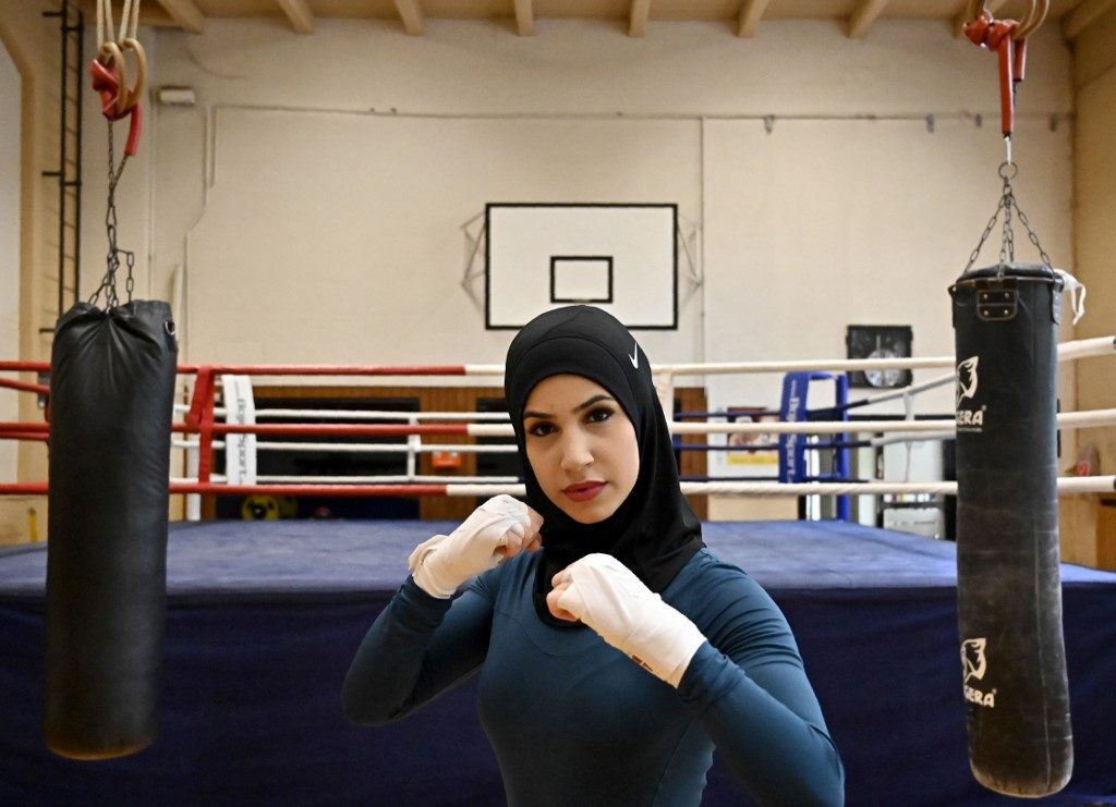 German woman boxer’s fight to wear headscarf in the ring