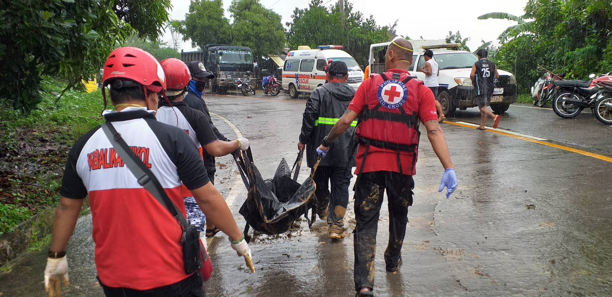IN PHOTOS: Rescue and retrieval operations in Camarines Sur