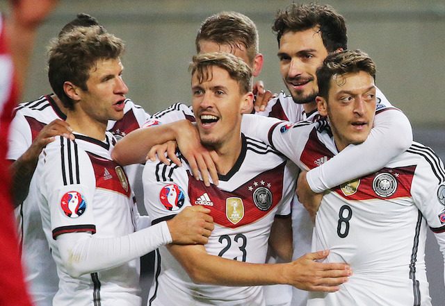Jerman, Polandia lolos ke Piala Eropa 2016