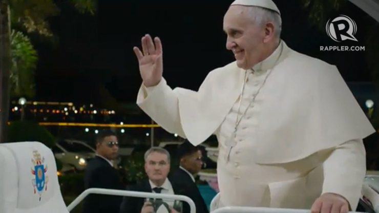 Day 1: Smooth, quick motorcade for Pope Francis