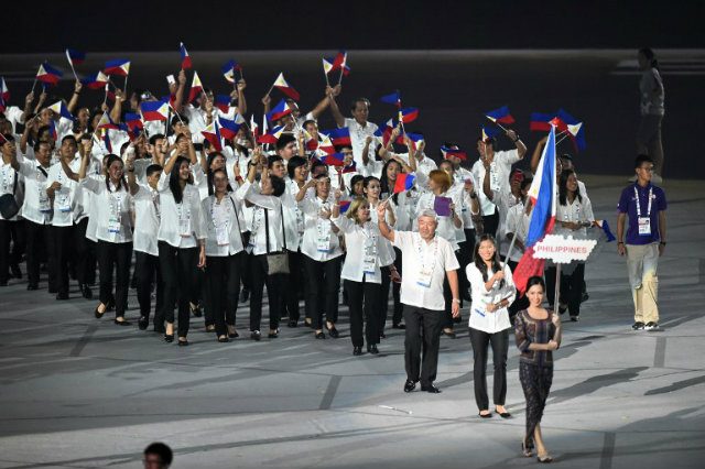 IN PHOTOS: Philippines enters SEA Games opening ceremony in style