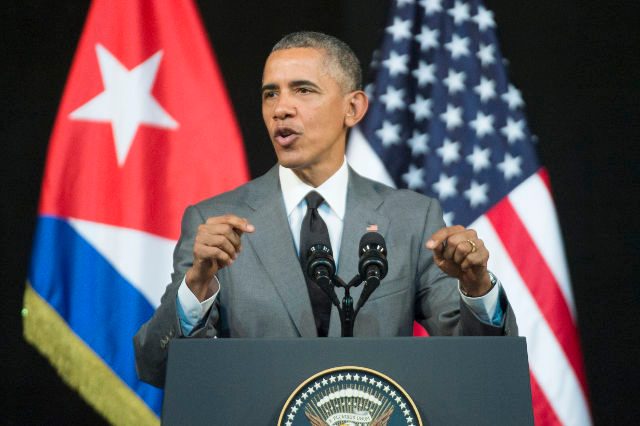 Obama thrills Cubans with call for change