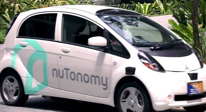 Singapore trials driverless taxis in world first